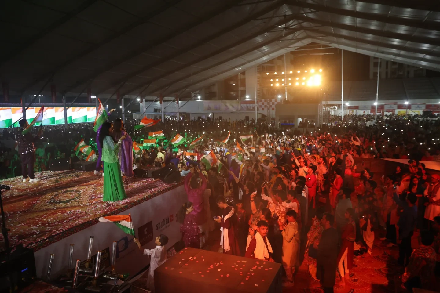 Large live audience at a Manish Joshi event