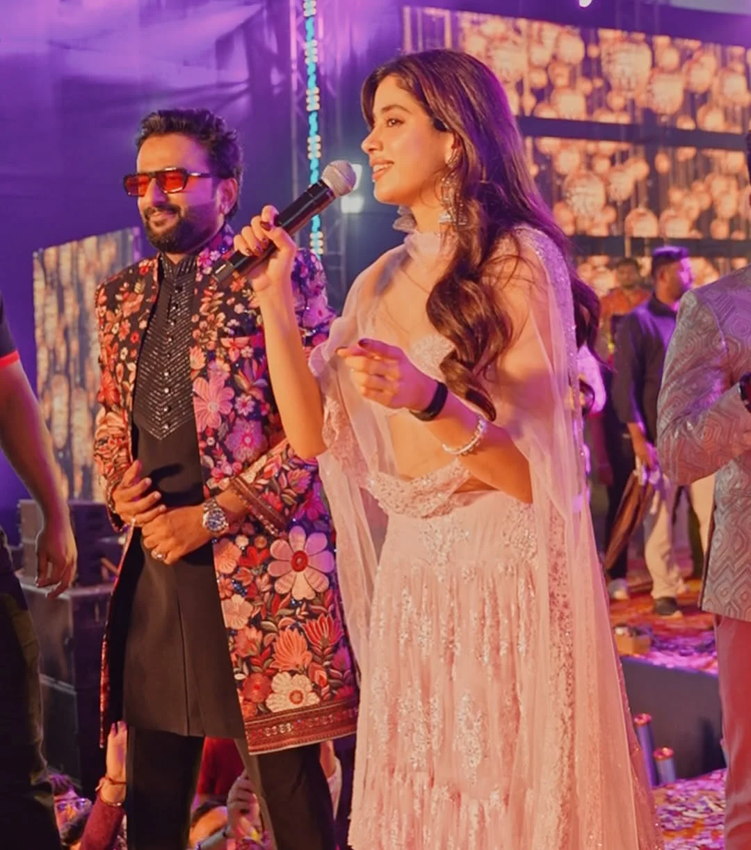 Manish Joshi live performance slide 20